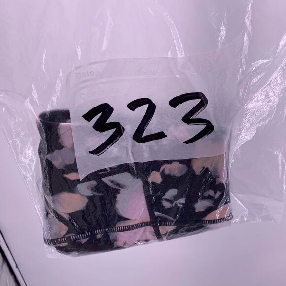 Zella Black Floral Leggings Womens Size Small - Picture 4 of 7